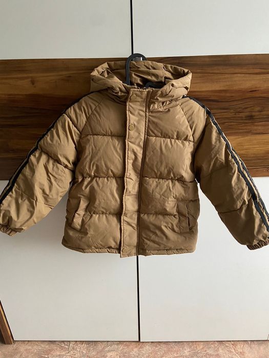 Прдаи детскую куртку