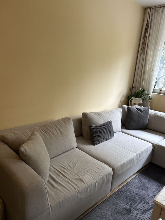 Мек и удобен диван в отлично състояние,подходящ за всеки дом