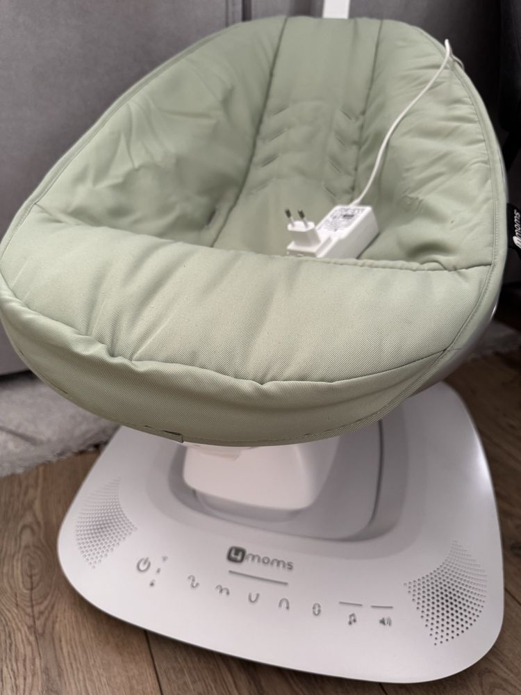 Кресло-качалка 4moms MamaRoo New