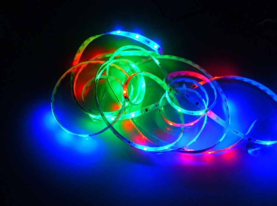 Banda Digitala Dream Led WS2811 5Metri IP65 Bluetooth, Telecomanda