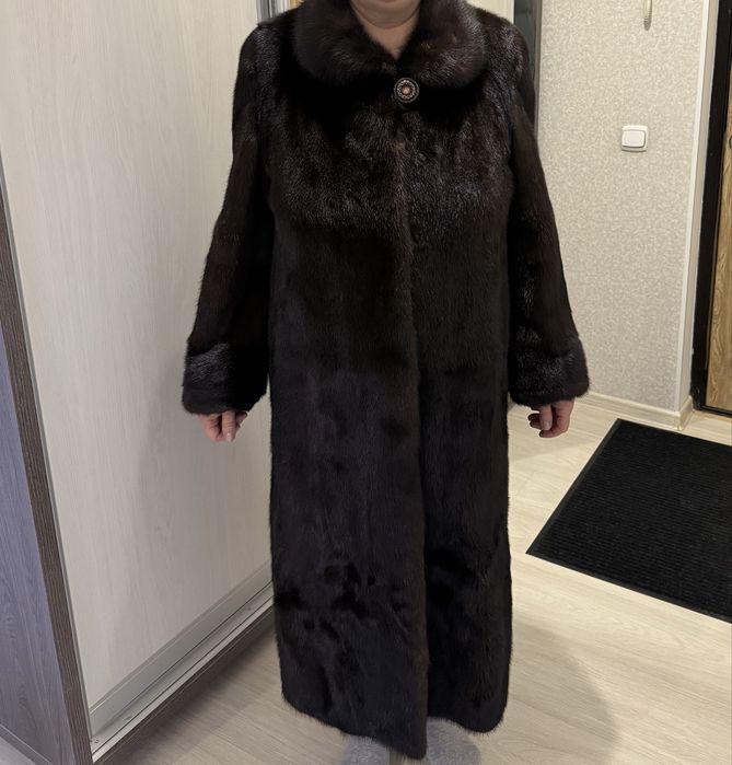 Продам норковую шубу в отлтчном состоянии