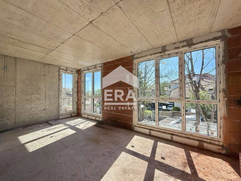 Продава се Двустаен апартамент в София, Бояна - 65 кв.м за 3000 €/кв.м - Снимка #1