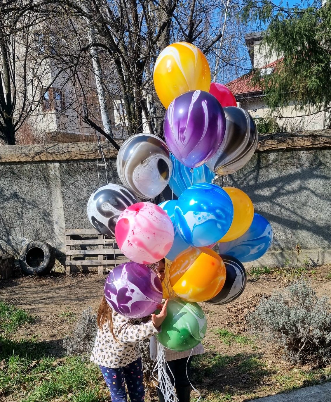 Baloane cu heliu si decoratiuni baloane București - Livrare in Bucureș