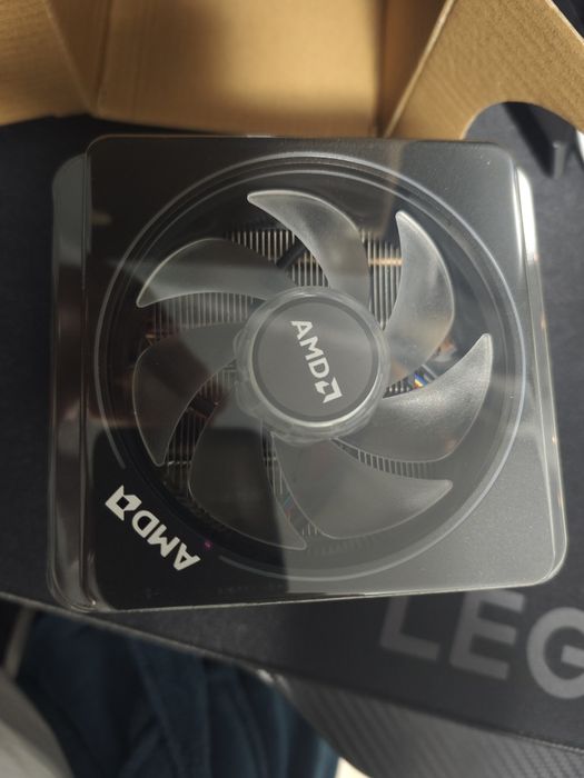 Cooler procesor AMD WRAITH PRISM RGB