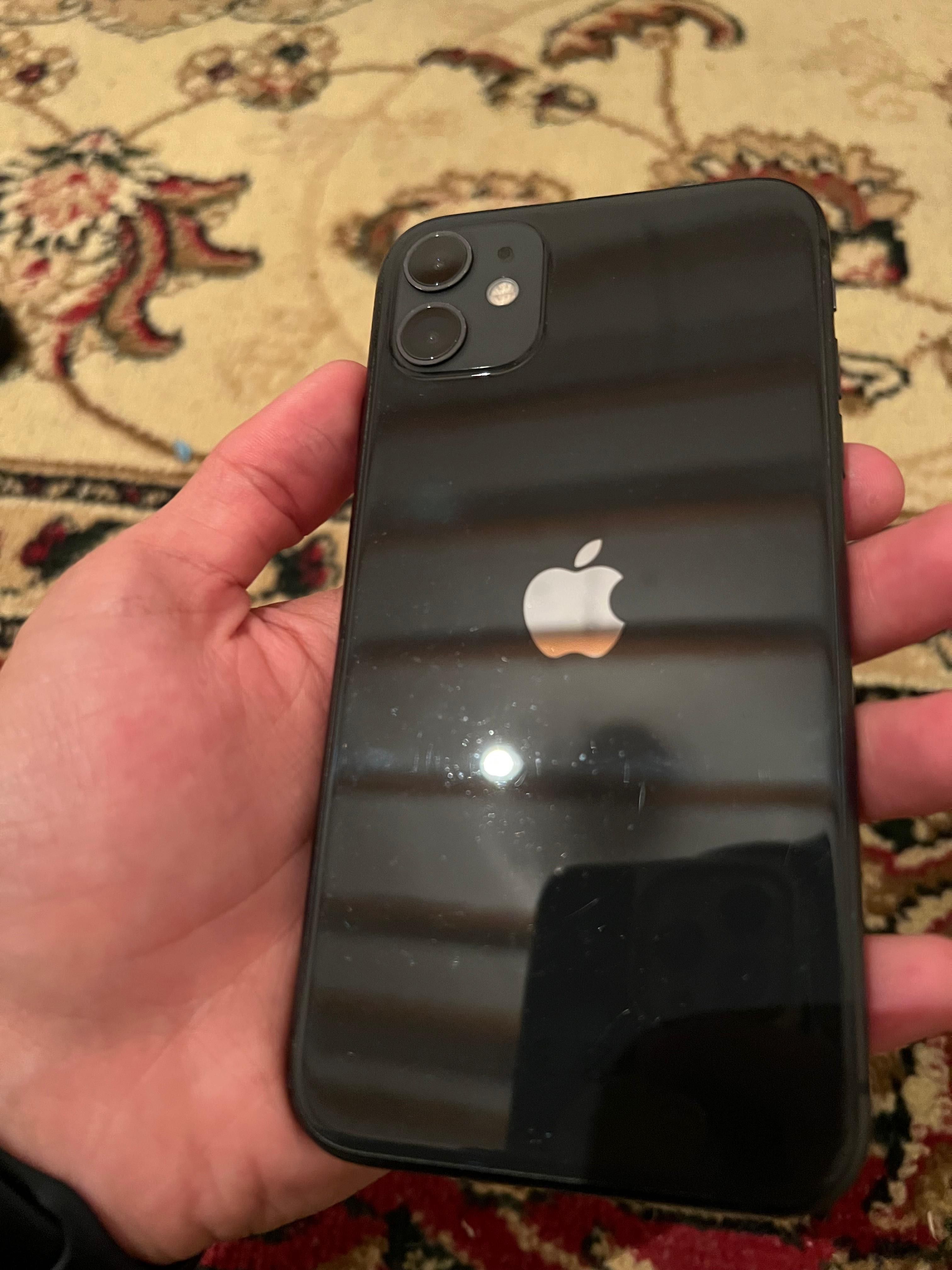IPHONE 11 black  сатылат