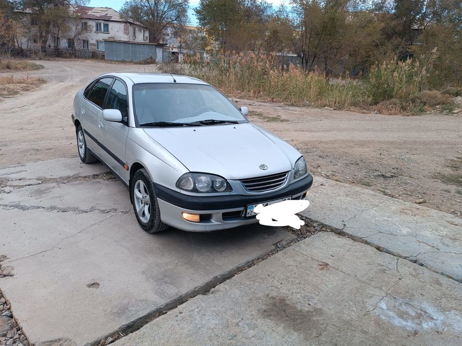 Тайота авенсис сатылады жагдайы жаксы или обмен бар класс жогары машин