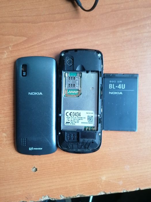 Telefon Nokia asha 300