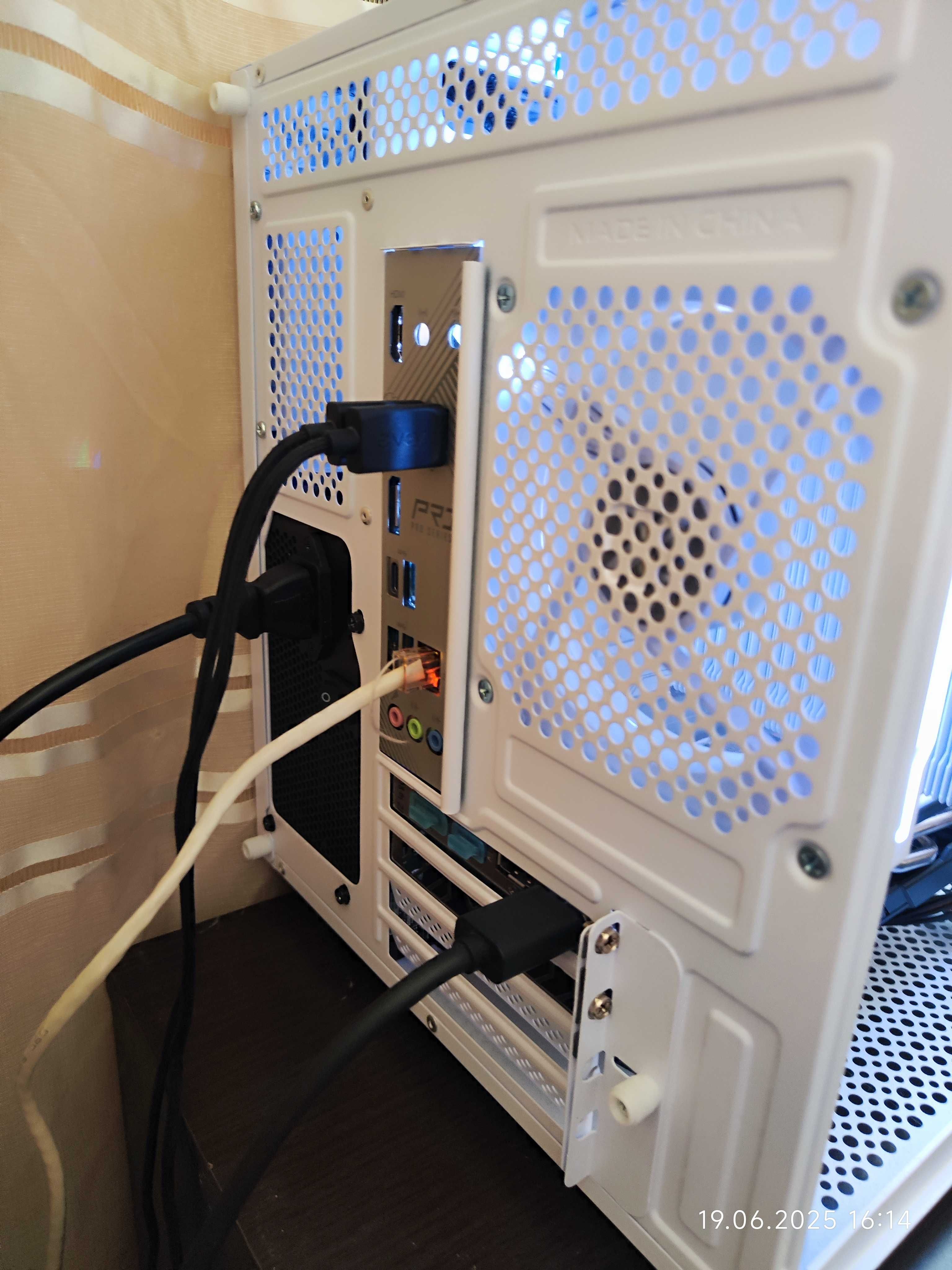 Брутален i7 12700K,RX 6700 XT 12GB, RAM 32GB 3600,SSD 512GB