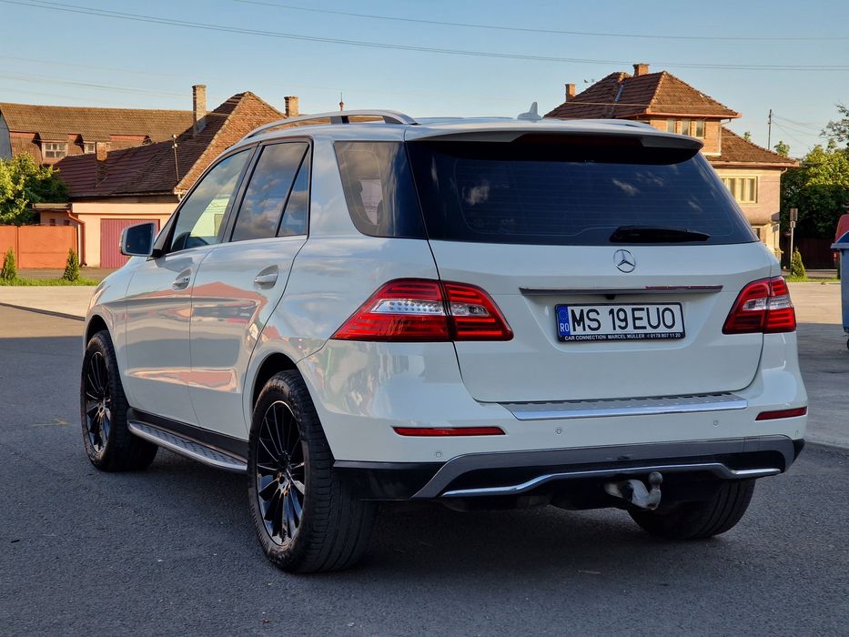 Mercedes-Benz ML 350 // 2013 // Off Road Pack