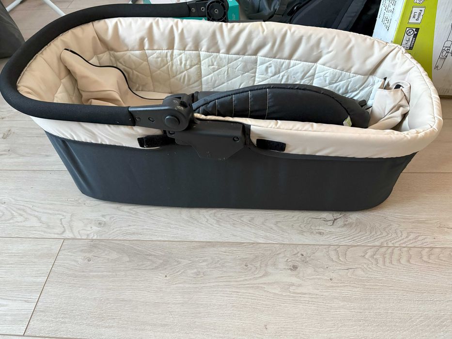 Vand carucior Hauck Disney Rapid 4 Plus Trio Set + baza Isofix