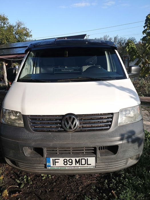 Vând Volkswagen T5