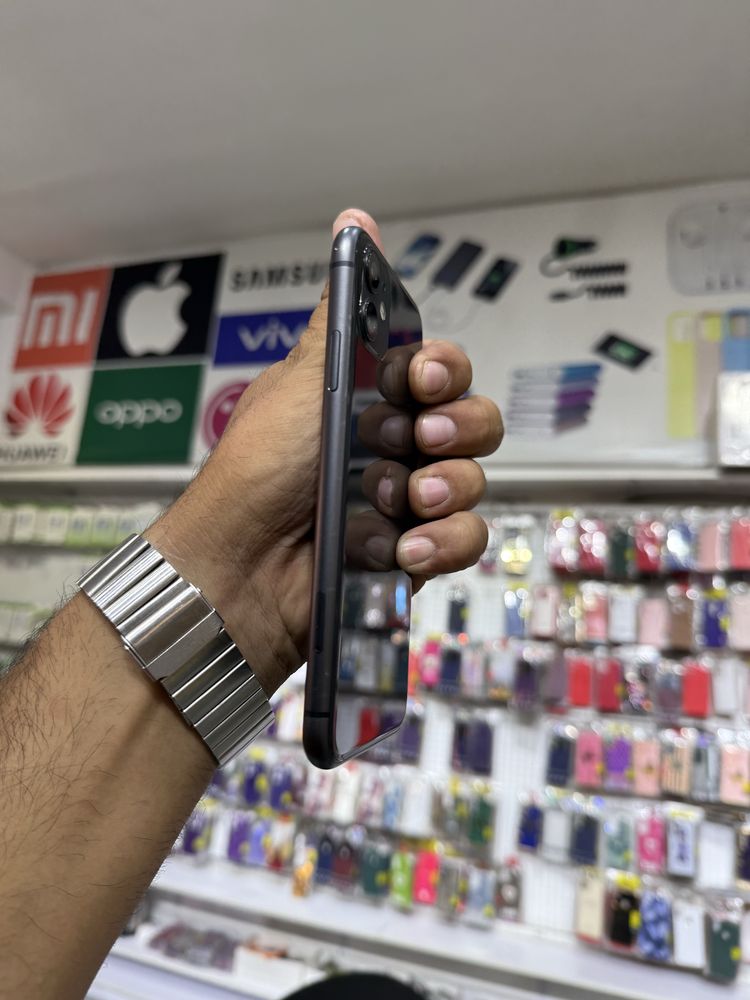 Iphone 11 64gb LLA  88% Fokinashteyn Radnoy