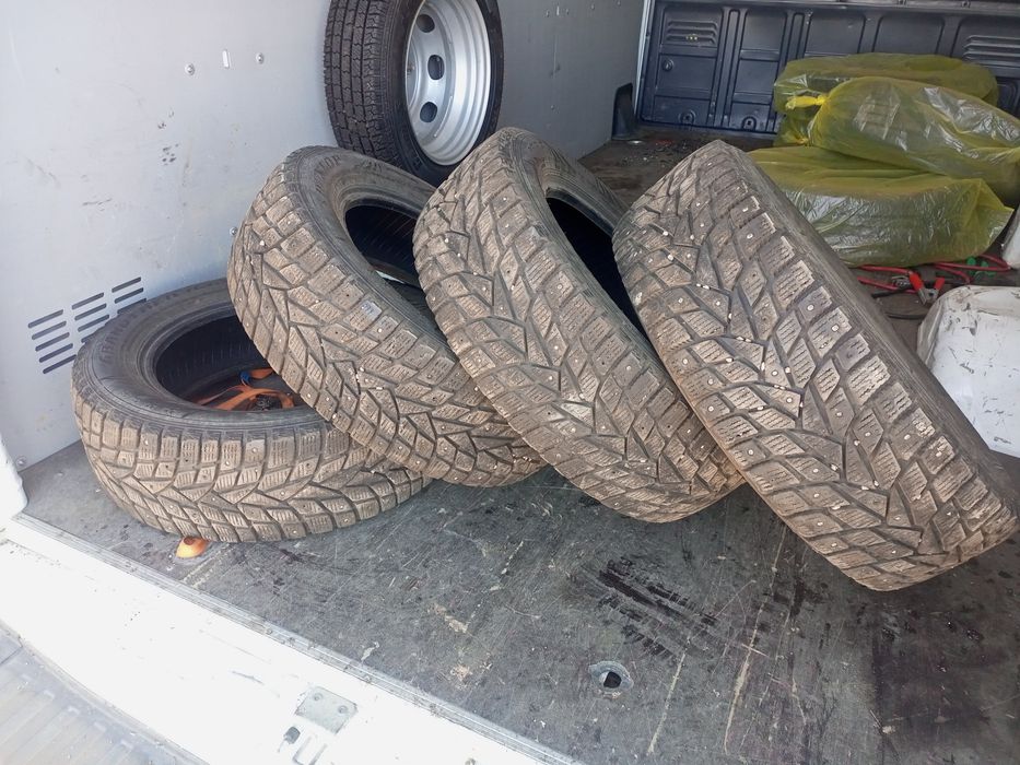 Шины зимние 225/60R17