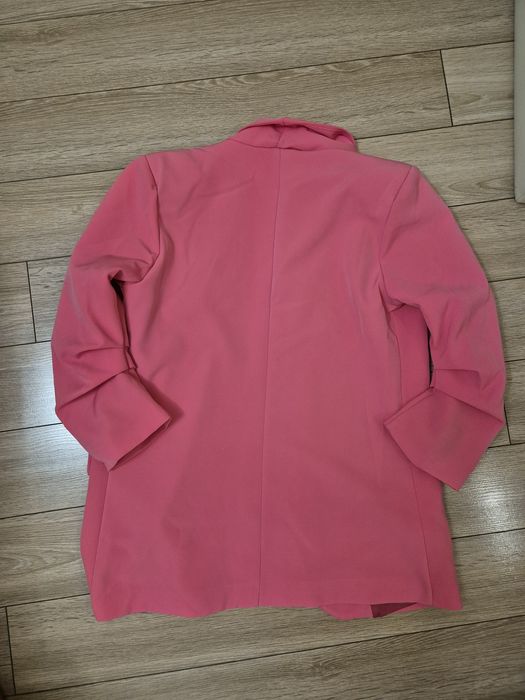 Дамско сако в розово
