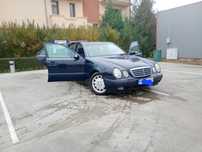 Mercedes w210  2001Г