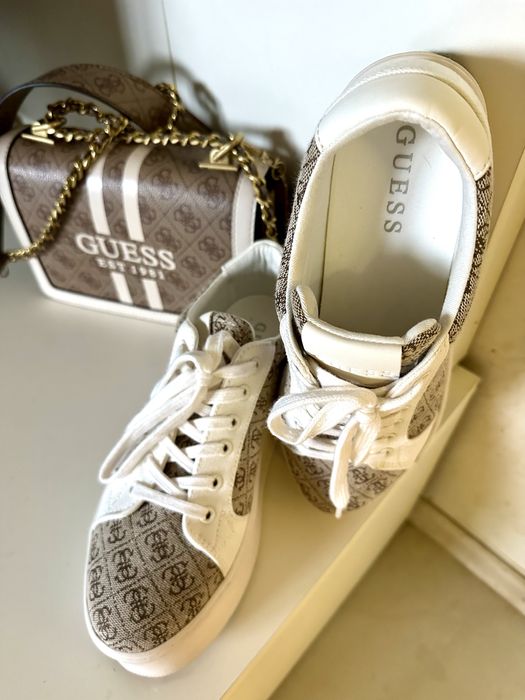 Guess сникърси на платформа и чанта