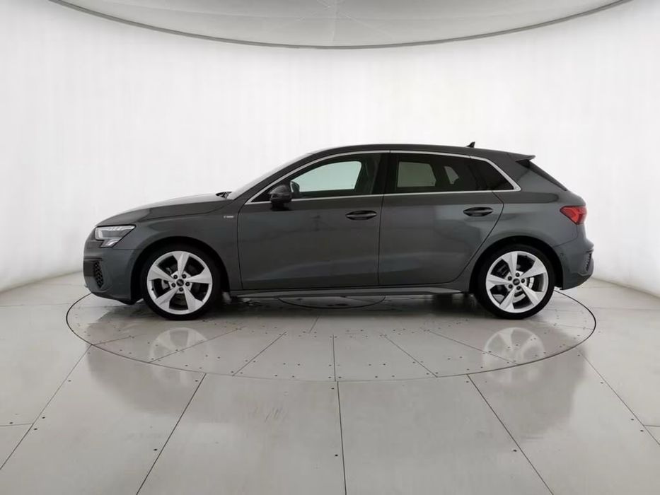 Dezmembrez Audi A3 8Y 2020-2025, 2.0 TDI, cod DTR / Cod cutie UCE