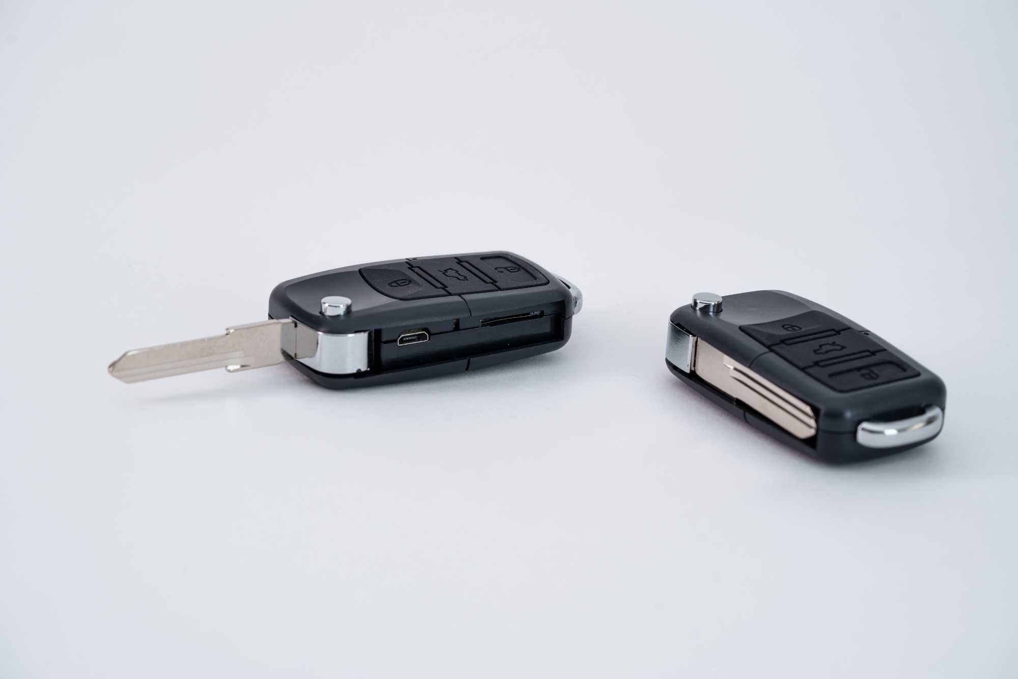 Cheie Auto GSM cu casca de copiat fara fire - Sisteme de Copiat Casti