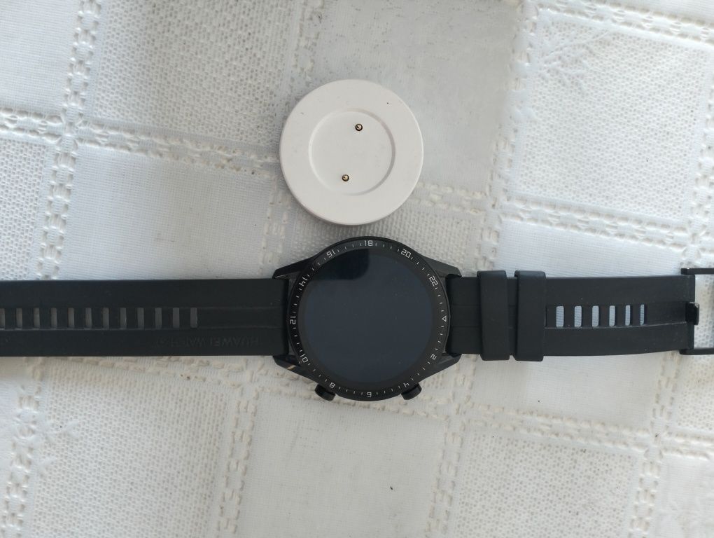Продам смарт часы Хуавей WATCH GT2