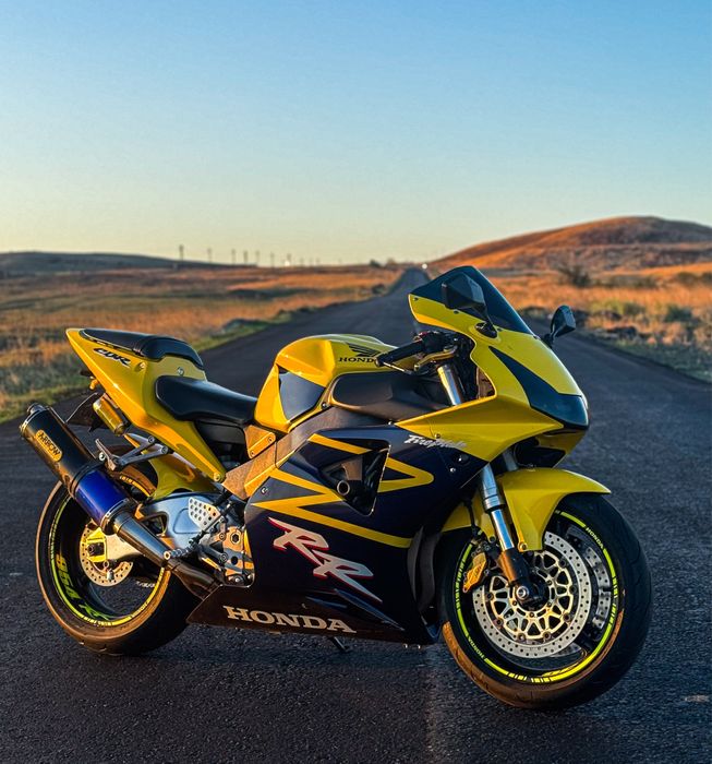Honda CBR  954RR