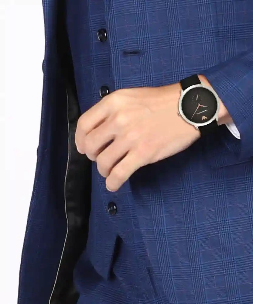 Елегантен часовник Emporio Armani в отлично състояние!!!