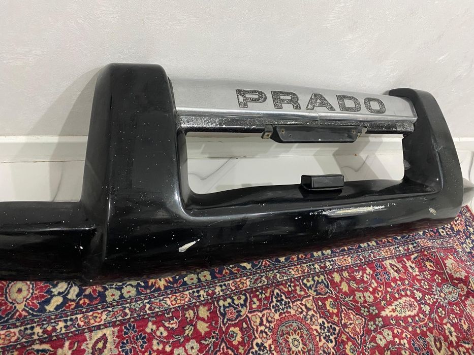 Губа  накладка на бампер Прадо