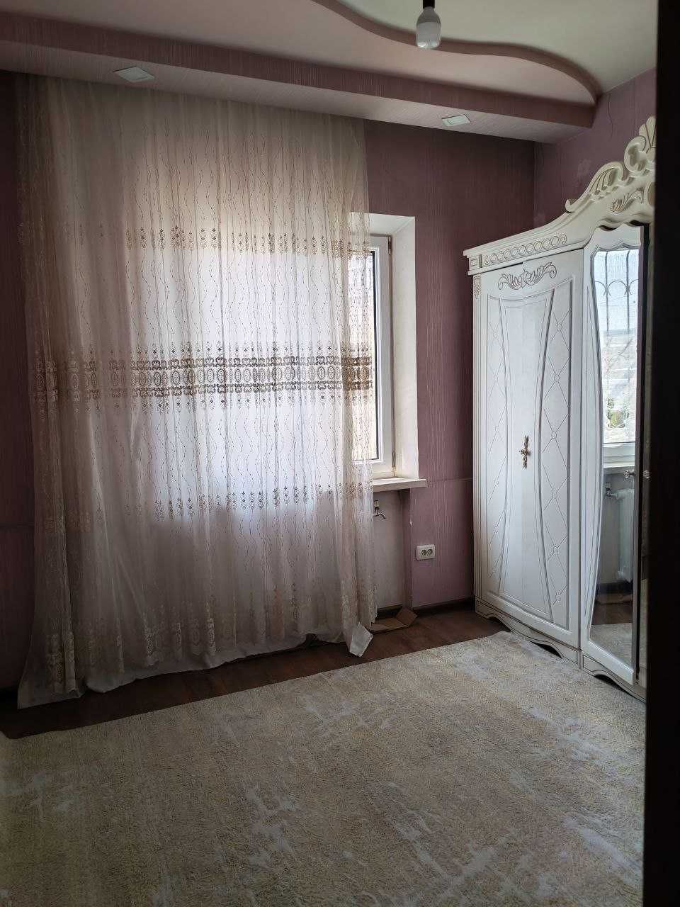 Продается 4х комнатная квартира в Юнусабаде, 9 квартал