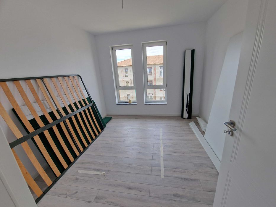 Dezvoltator imobiliar vand apartamente la cheie 2 cam Girocului - ESO