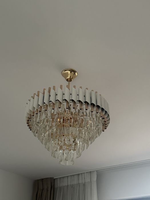 Candelabru living