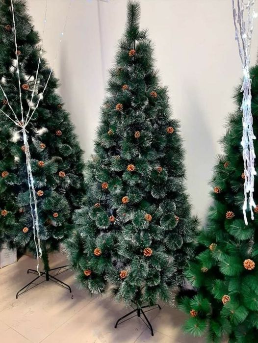 Коледни елхи с шишарки и сняг - ТОП качество и цена !