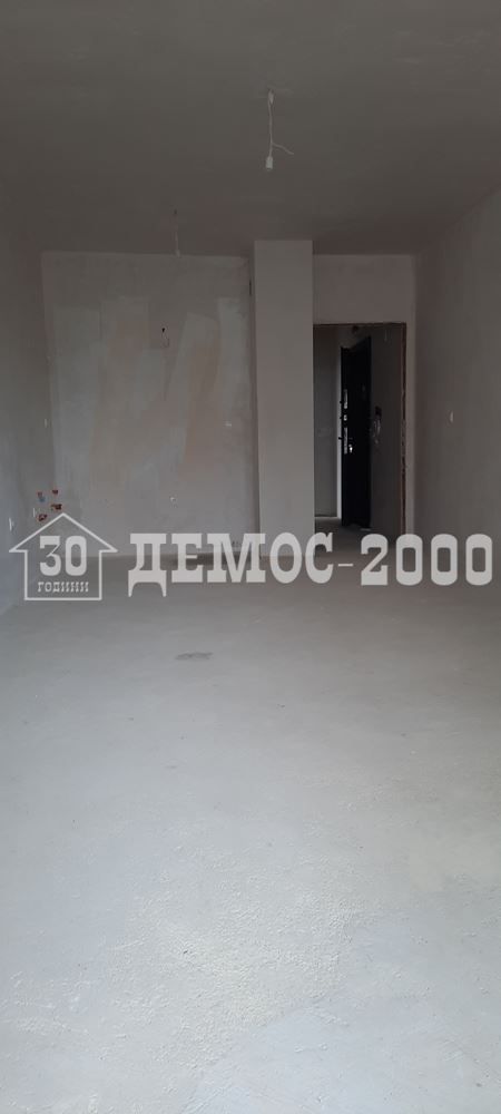 Продава се Двустаен апартамент в Варна, Виница - 80 кв.м за 1398 €/кв.м - Снимка #2
