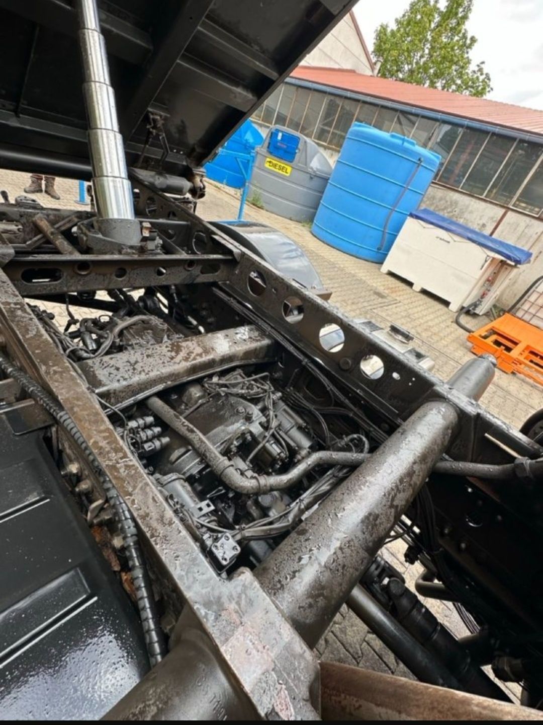 Mercedes-Benz Unimog U318