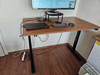 Бюро с електрическо регулиране на височината орех 160х80 stand up desk