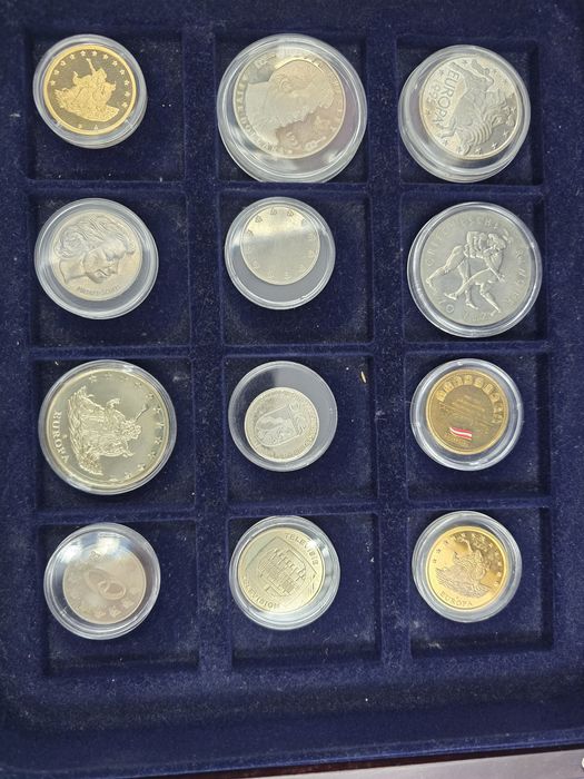 Colecție medalii, monezi