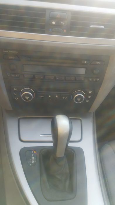 Dezmembrez e90/e91 318 320d