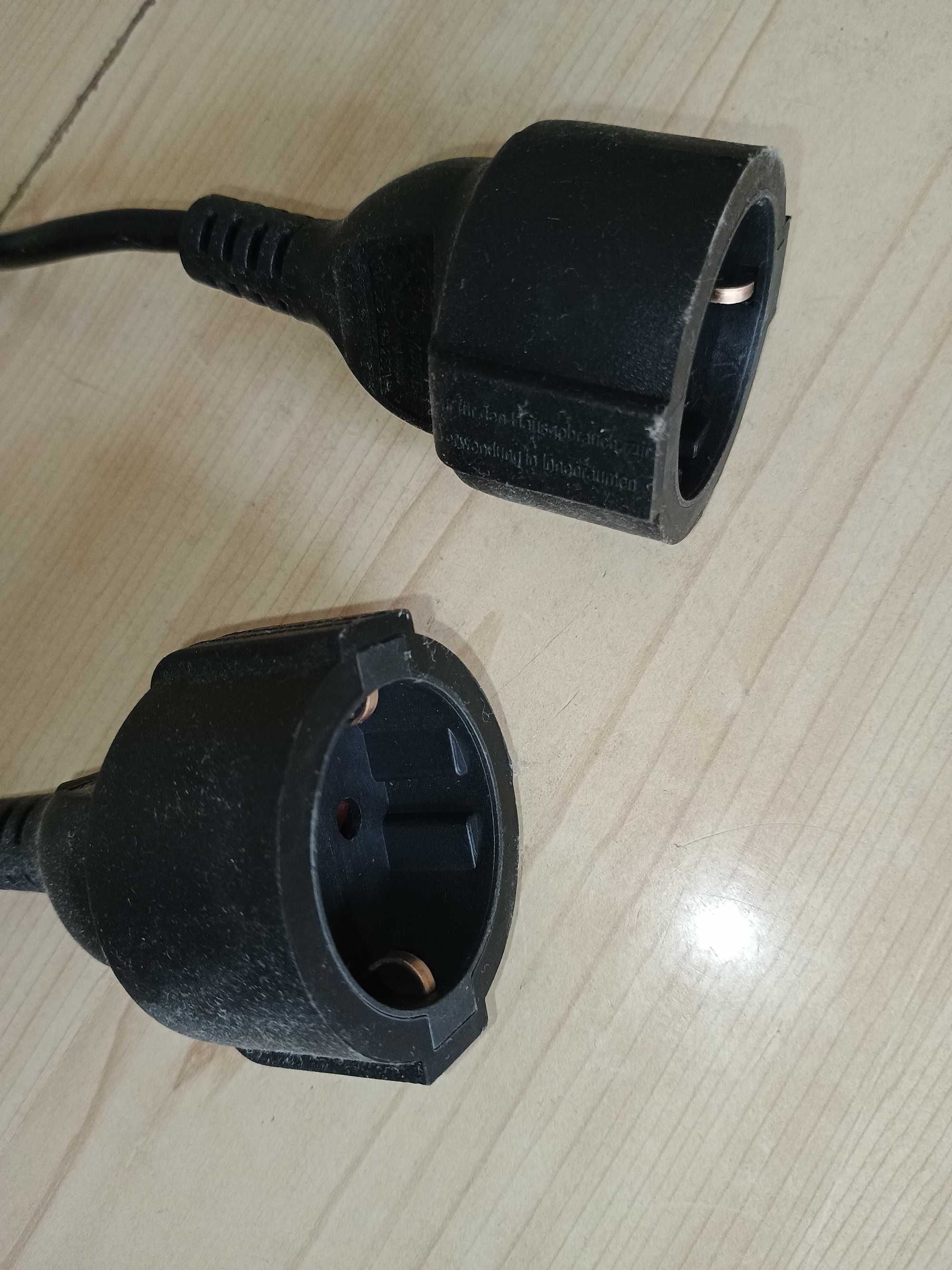 Преходник ups към шуко