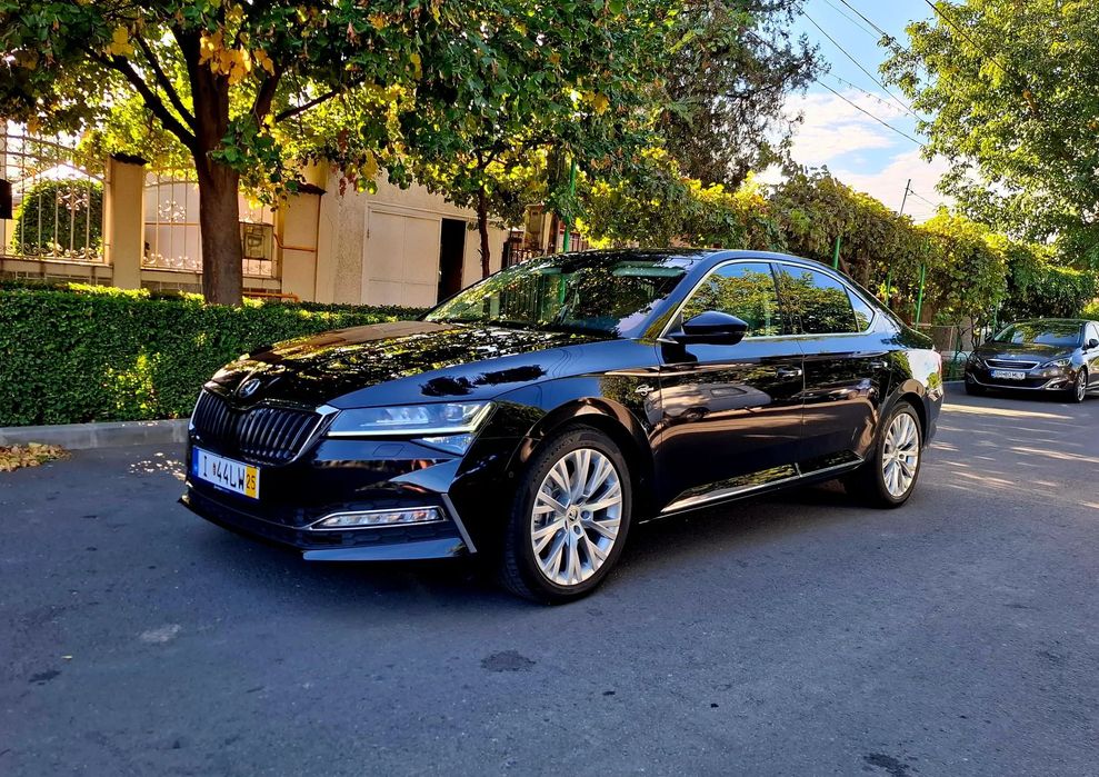 Skoda Superb L&K, 4x4, panorama. Webasto