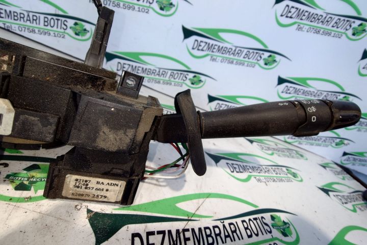 Maneta semnalizare Dacia Logan prima generatie