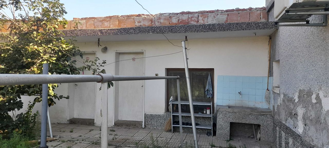 Продава се Къща в Раковски - 190 кв.м за 895 €/кв.м - Снимка #1