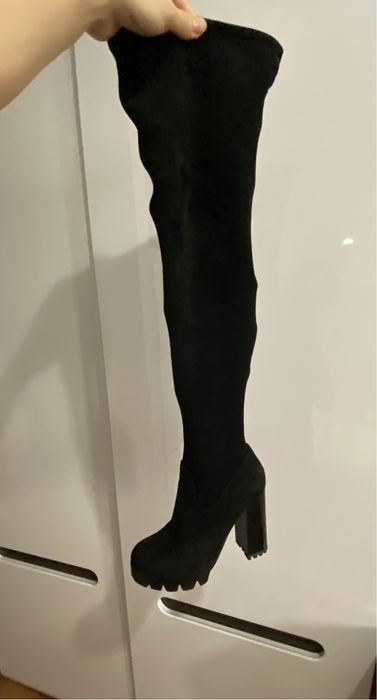 Продаю зимние ботфорты