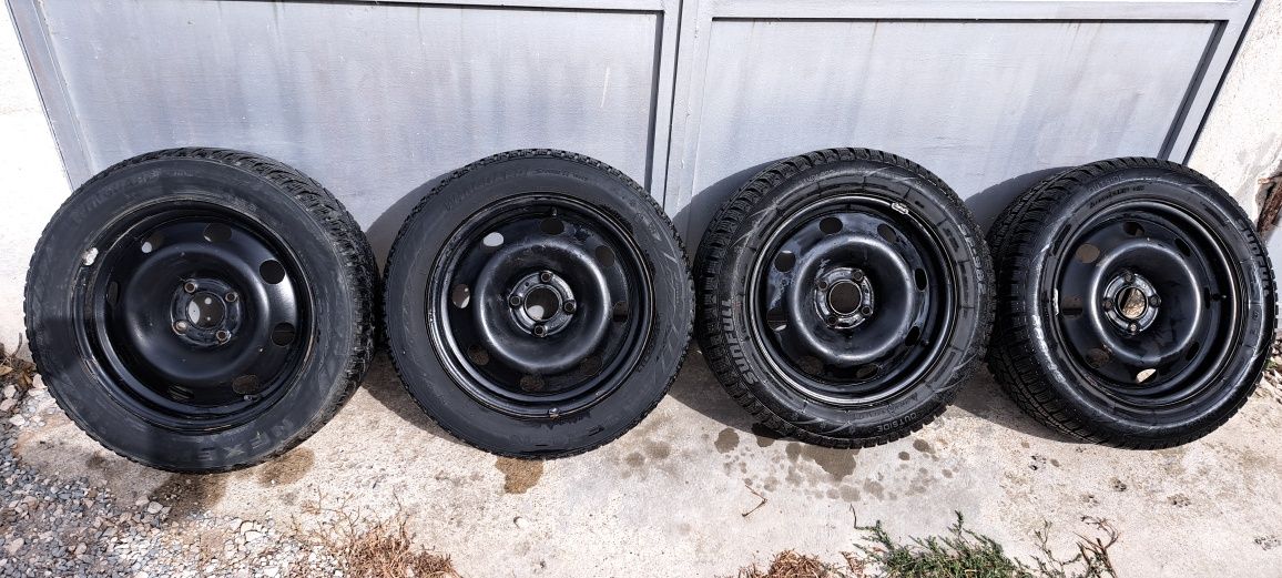 Джанти с зимни гуми 16цола Пежо,Ситроен