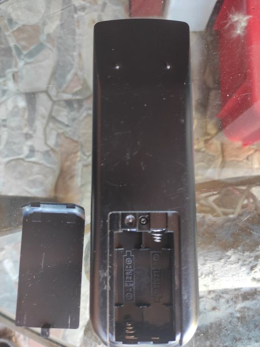 Telecomanda  harman/kardon model: FL 8350