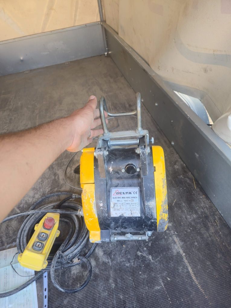 Troliu electric pentru construcții dar și pt altele