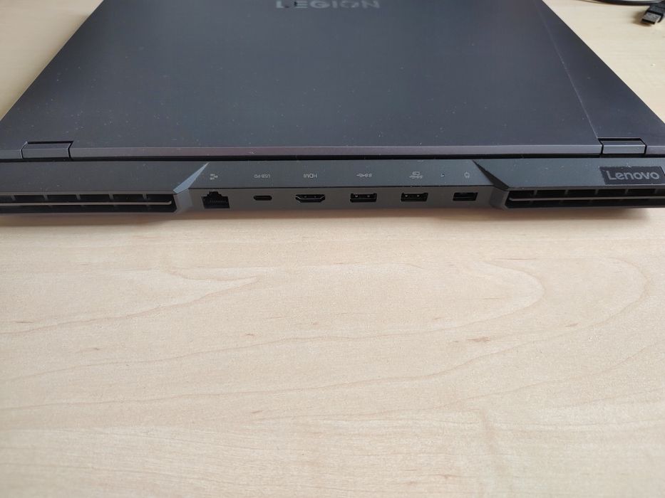 Lenovo Legion Pro 16"