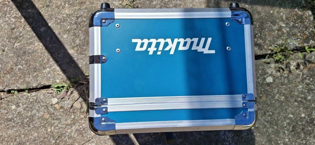 Алуминиеви куфари Макита