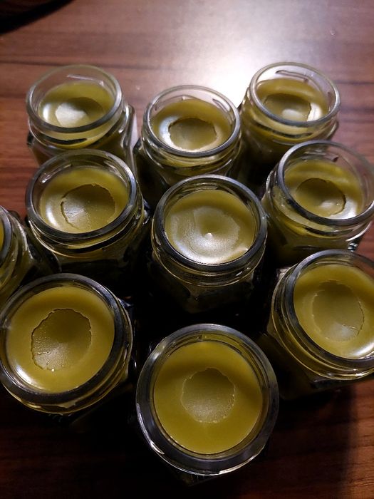 Crema/unguent de brusture.