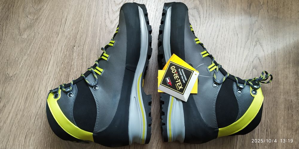 La Sportiva Trango Trk Leather GTX Carbon/Chili