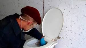 Прочистка труб канализации Чистка унитаза и кухонных труб