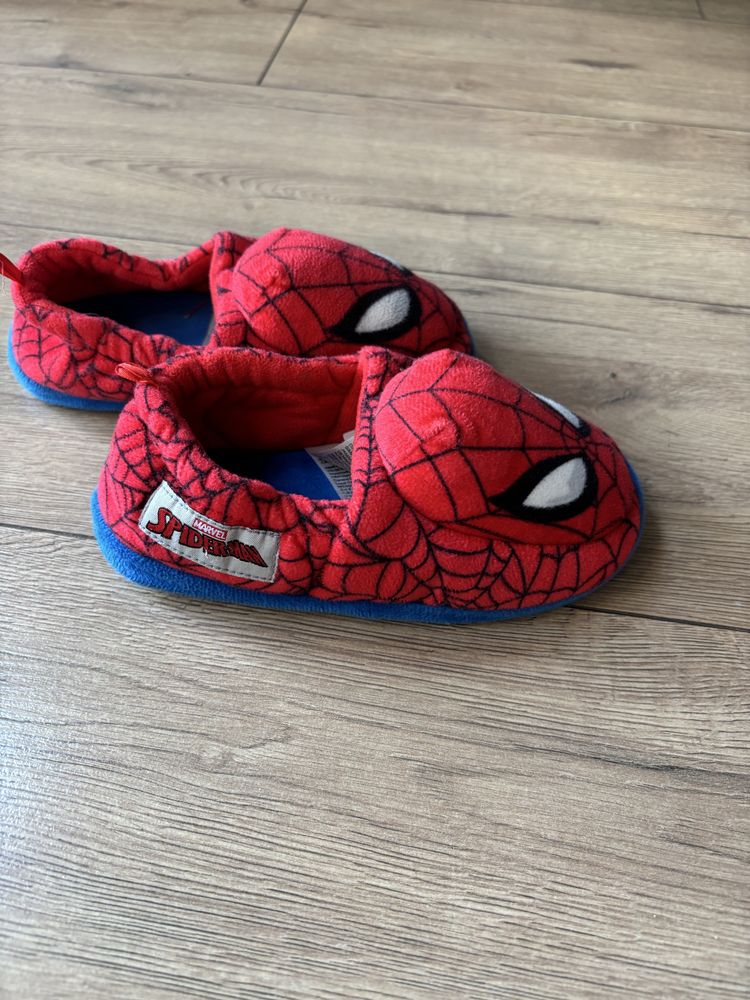 HM пантофи Spiderman