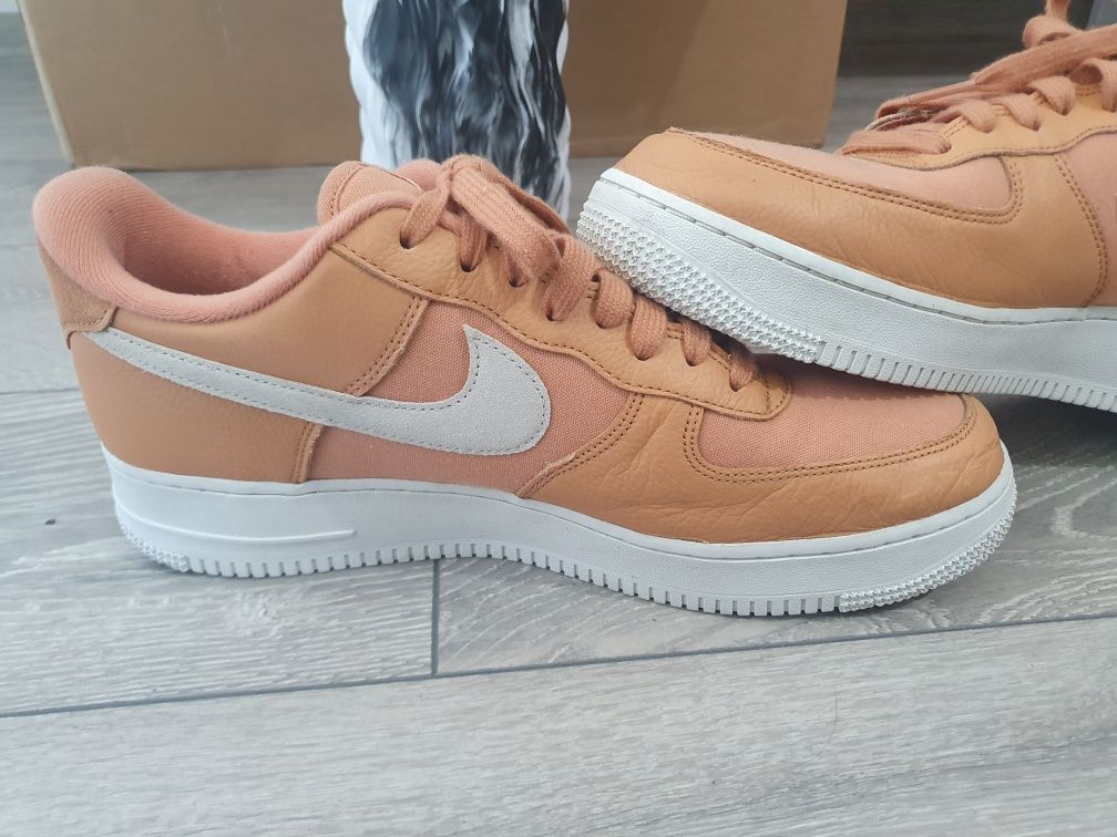 Маратонки Nike Air Force 1 '07 Lx